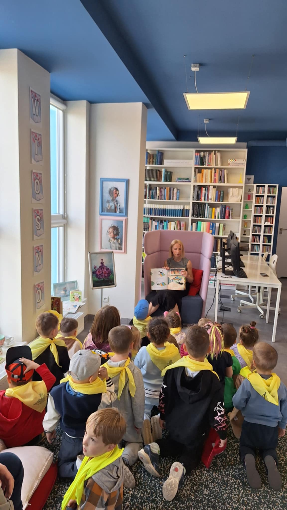 w takcie lekcji bibliotecznej