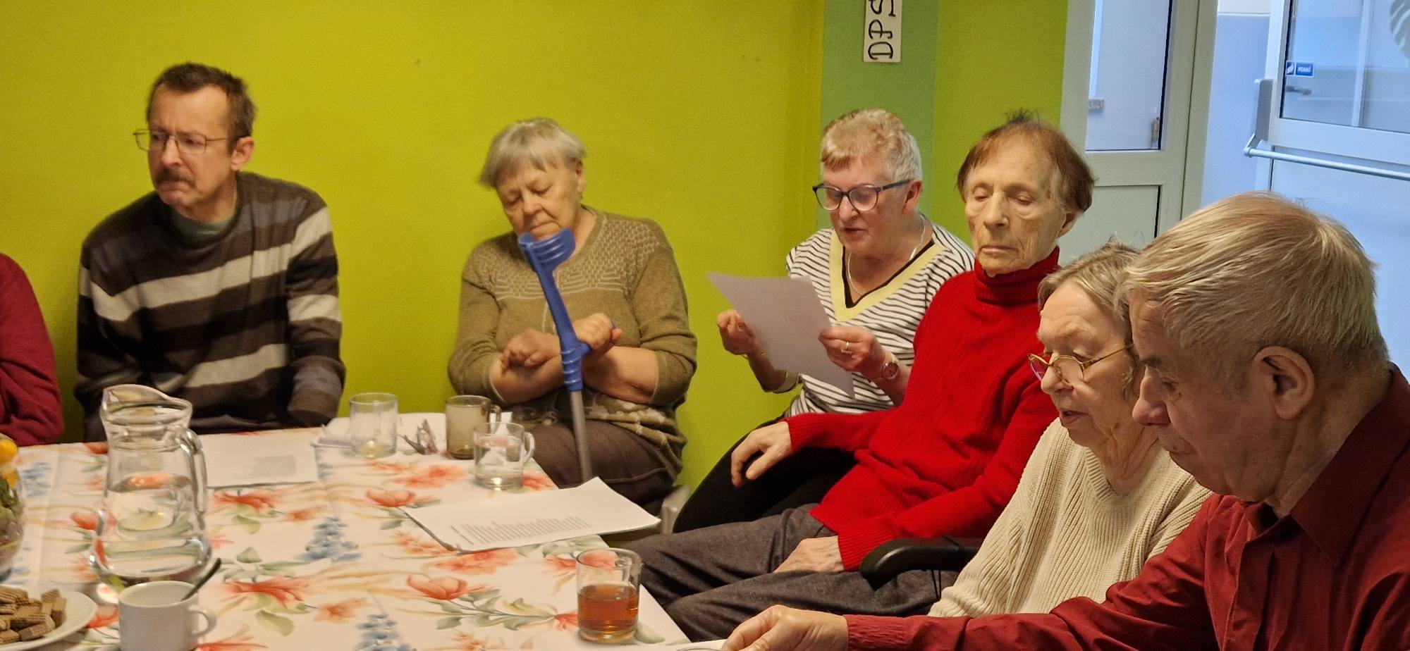 Wsp&oacute;lne czytanie poezji