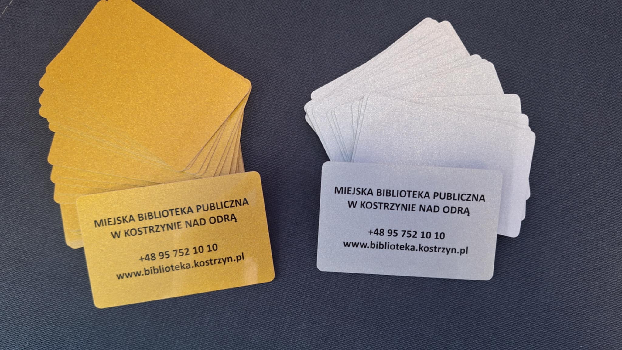 Złote karty czytelnicze Miejskiej Biblioteki Pulicznej