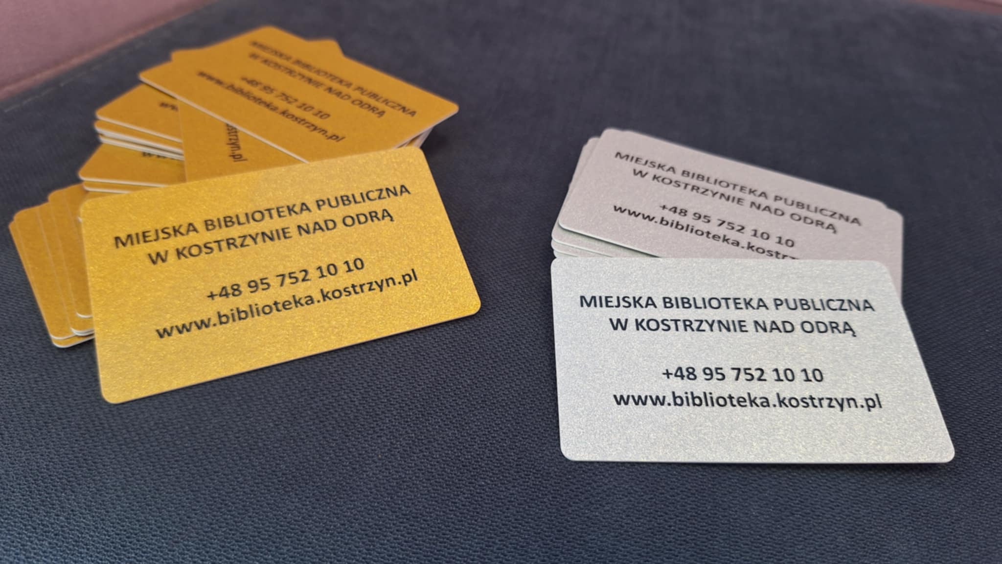 Złote karty czytelnicze Miejskiej Biblioteki Pulicznej
